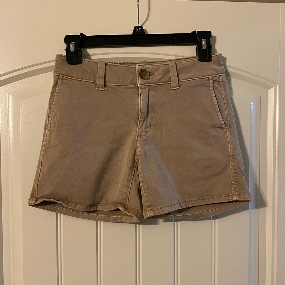 American Eagle khaki shorts